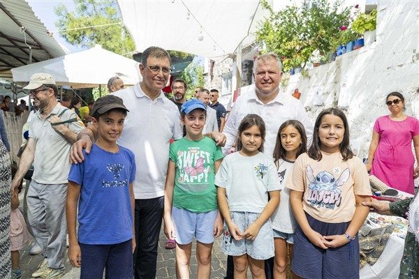 IZMIR’DE KULTUR VE TURIZM FESTIVALINDE YORESEL URUNLER TANITILDI