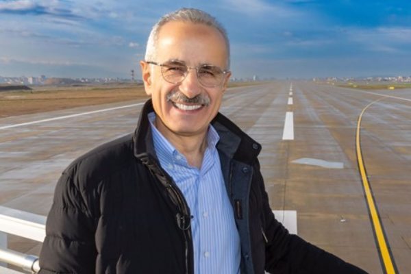 Ulaştırma ve Altyapı Bakanı Uraloğlu Ankara-İzmir YHT Projesi İncelemelerine Devam Ediyor