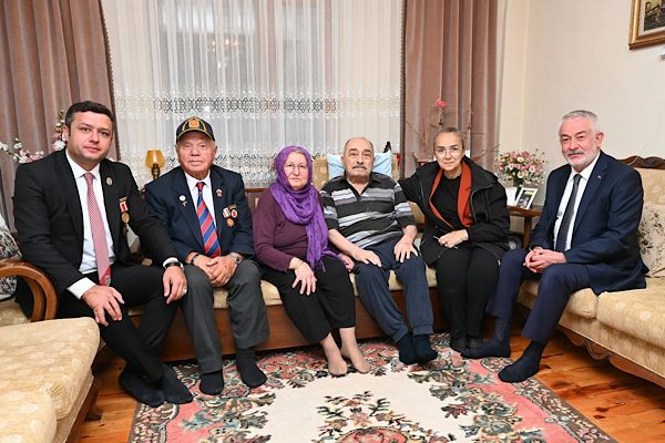 Isparta Belediye Başkanı ve Gazi Ahmet Yaşar Ayyıldız Buluştu