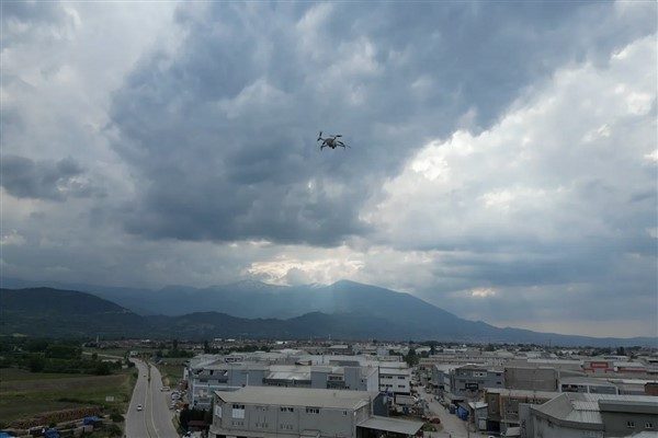 İnegöl Belediyesi, Çevre Timi ile Şehri Temizliyor
