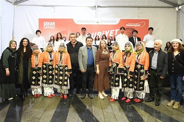 Osmangazi Meydanı’nda Cumhuriyet Kadınları Festivali Büyük İlgi Gördü