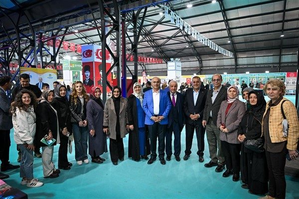 MALATYA KİTAP VE KÜLTÜR FUARI YAZARLARI BULUŞTURDU