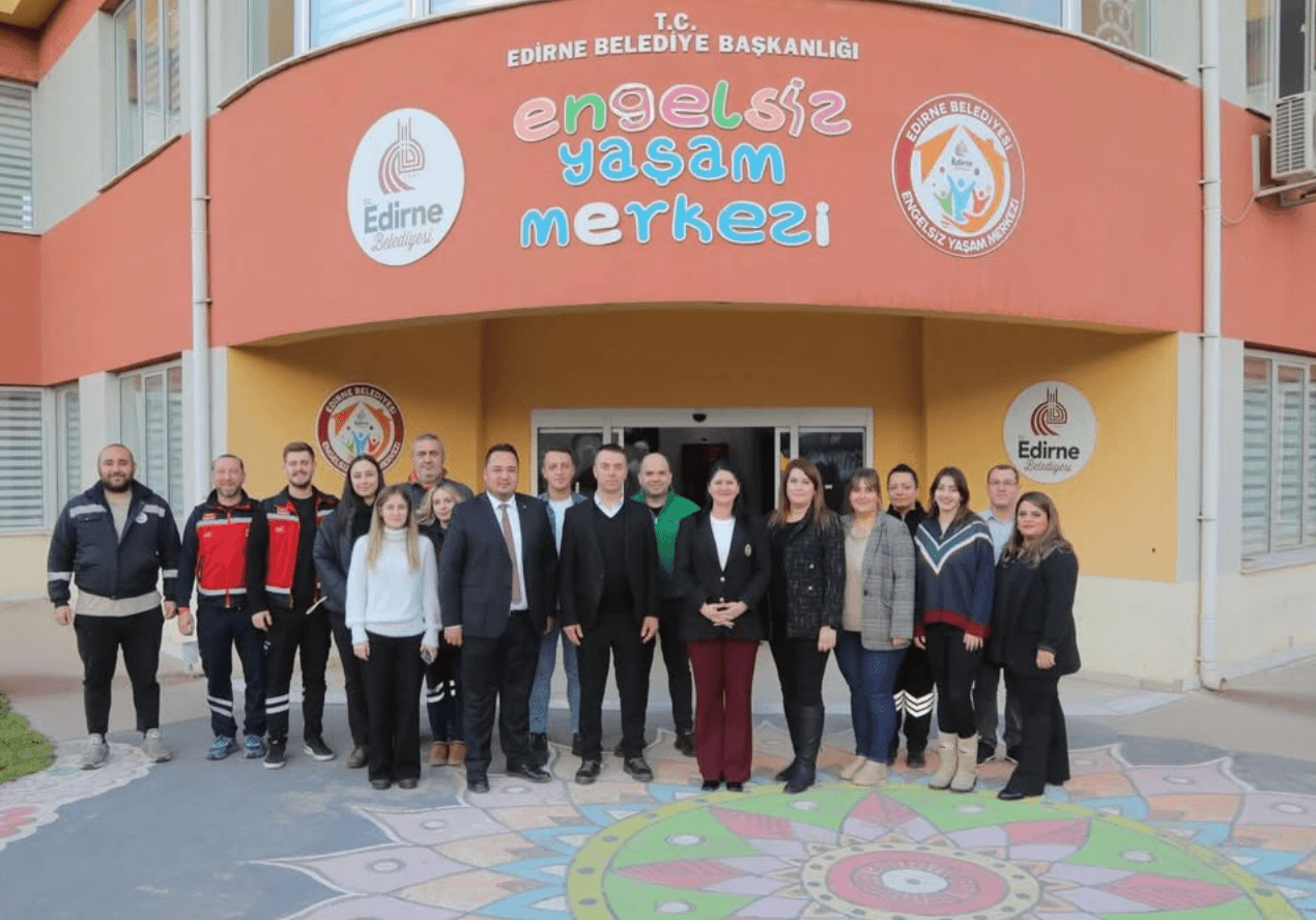 Başkan Gencan Akın Engelsiz Yürekleri Yalnız Bırakmadı