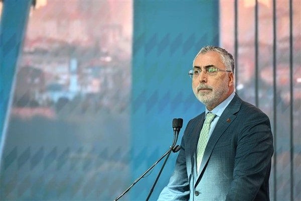 Işıkhan 86 Milyonun Sosyal Güvenliği Bize Emanet