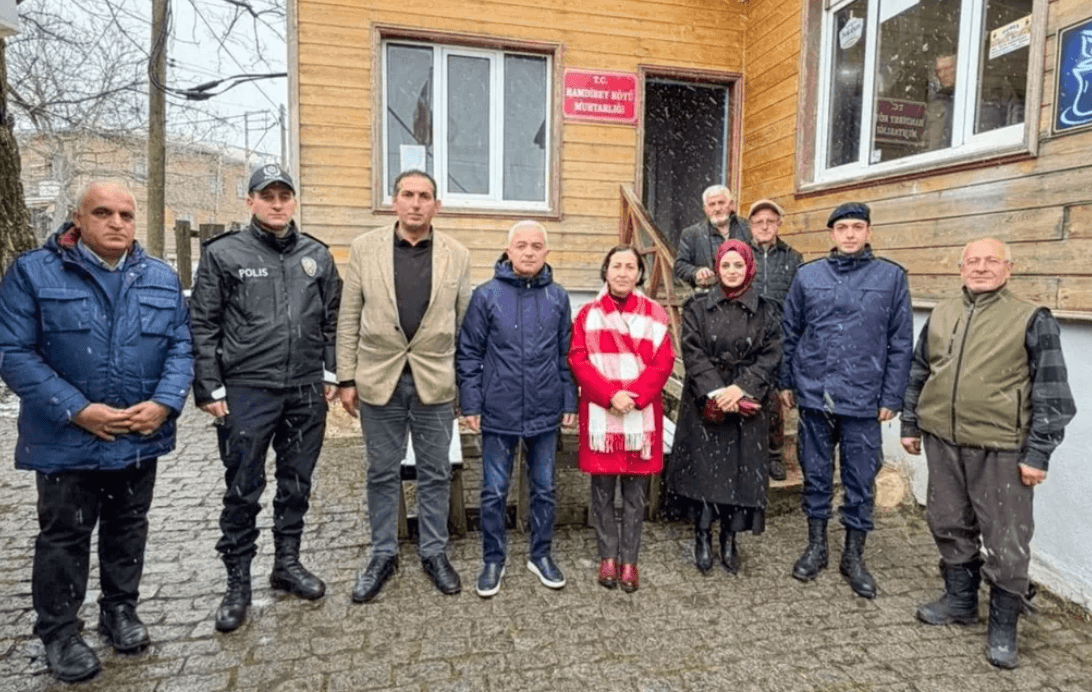 Vali Turan’dan Hamdibey Köyü’ne Pazar Çıkarması