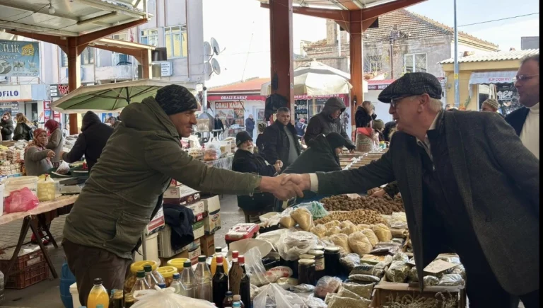 Başkan Atılgan’dan Yılbaşı Pazarı Ziyareti