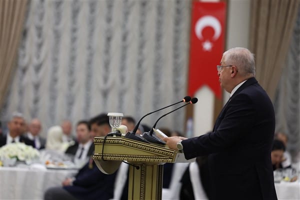 TSK’nın Zirvesine Madalya: Güler Takdim Etti