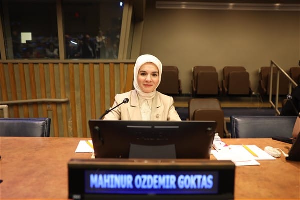 Devletin Himayesindeki Miraç Melih’ten Tarihi Satranç Zaferi