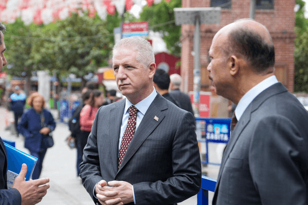 Vali Gül Bağcılar’da 10 Ailenin Evine Misafir Oldu