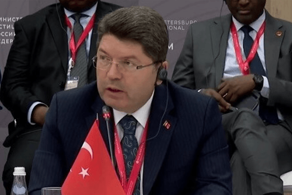 Bakan Tunç’tan Afyonkarahisar’da “Hukuk Güvenliği” Vurgusu