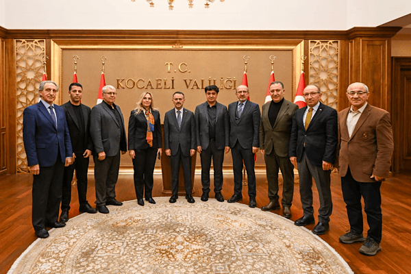 Kocaeli’de Ardahan Rüzgarı Vali Aktaş’a Anlamlı Davet