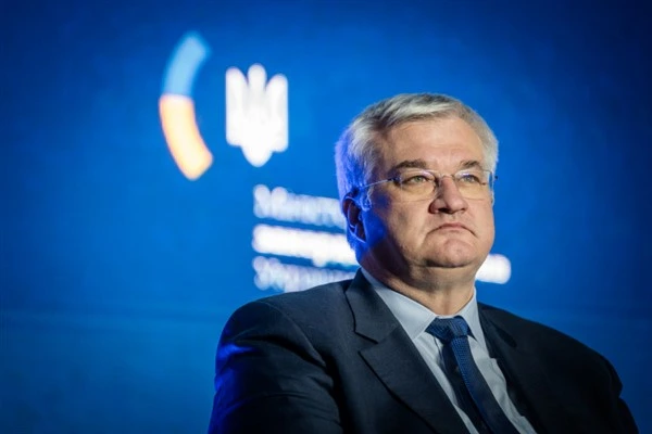 Putin’in Nükleer Kumarı Sybiha’dan Sert Uyarı