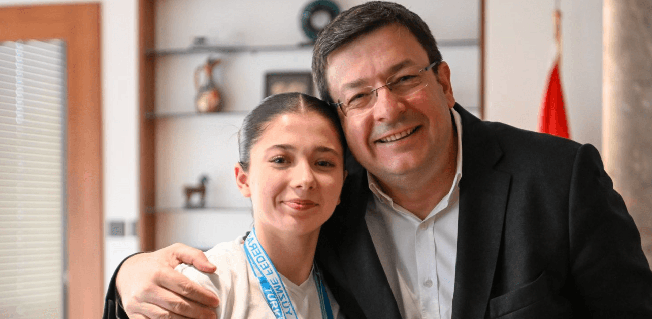 Çanakkale’nin Gurur Tablosu Yüzücüler Makamda