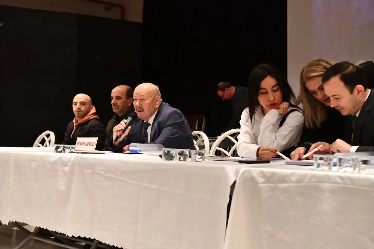 Keşanlı Berber ve Kuaförlerde Yeni Dönem Başladı