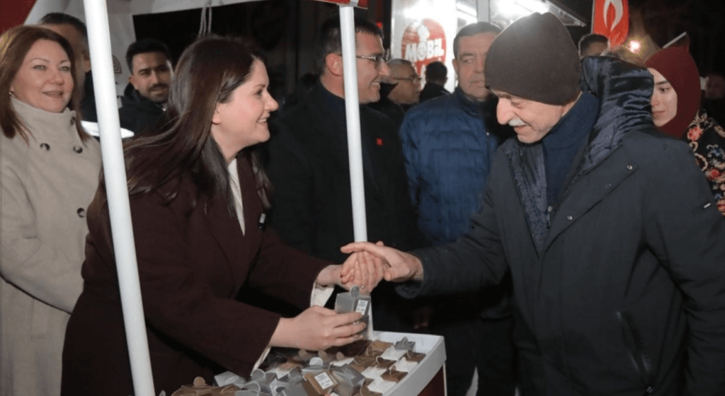 Mimar Sinan'ın ustalık eseri Selimiye Camii'nin Ramazan'da yeniden ibadete açılmasıyla oluşan manevi coşku ve birliktelik.