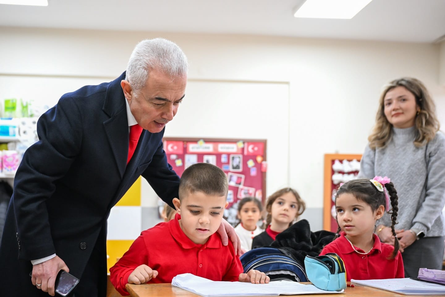 Pehlivanköy’de Minik Kalplere Bayrak Sevgisi Dokunuşu