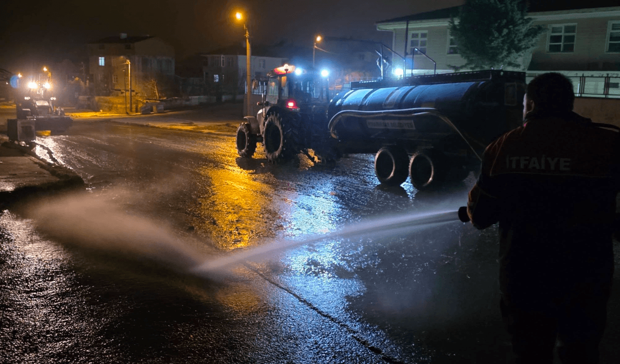 Pınarhisar’da Temizlik Seferberliği Yollar Tekrar Tertemiz