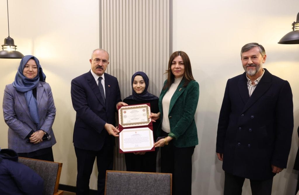Tokat Niksar'da 5.5 büyüklüğünde korkutan deprem! AFAD son durumu açıkladı. Bölgedeki sismik riskler ve 1942 depremiyle benzerlikler haberimizde.