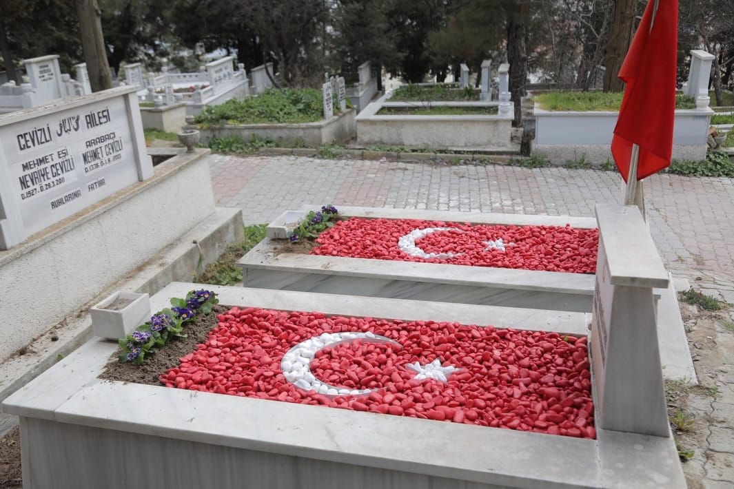 Edirne’de Mezarlıklar Bayram Ziyaretine Hazır Hale Geldi