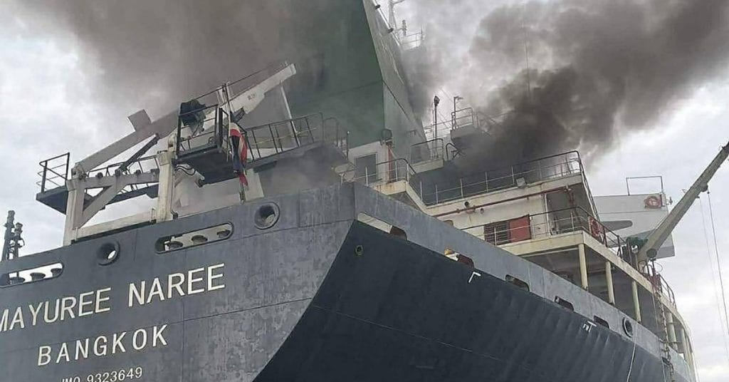 Hürmüz Boğazı'nda gemi trafiği %95 azaldı! Son iki günde sadece 7 gemi geçiş yapabildi. Küresel petrol fiyatları ve ticaret yollarındaki krizin detayları haberimizde.