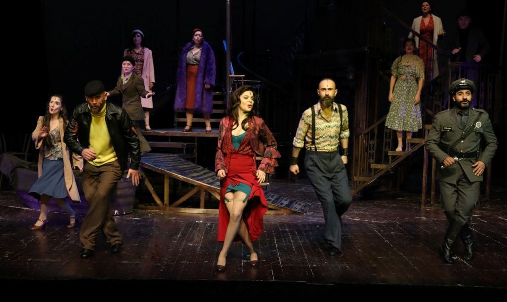 İBB Şehir Tiyatroları'nın 25-29 Mart haftalık programı açıklandı. 14 farklı oyun ve Müze Gazhane'deki özel etkinliklerle tiyatro dolu bir hafta İstanbulluları bekliyor.