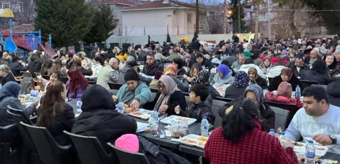 Kaynarca’da Gönül Sofraları Birlik İçin Kuruldu