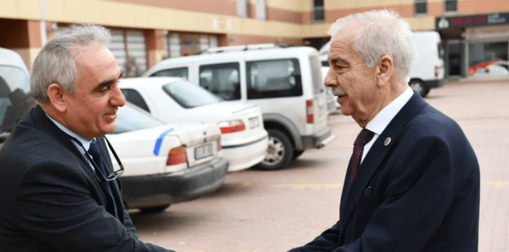 Keşan Belediyesi, Keşan Kaymakamlığı Köylere Hizmet Götürme Birliği Olağan Genel Kurulu’na katılım sağladı. Köylere yönelik hizmetlerin ve seçim heyecanının detayları haberimizde.