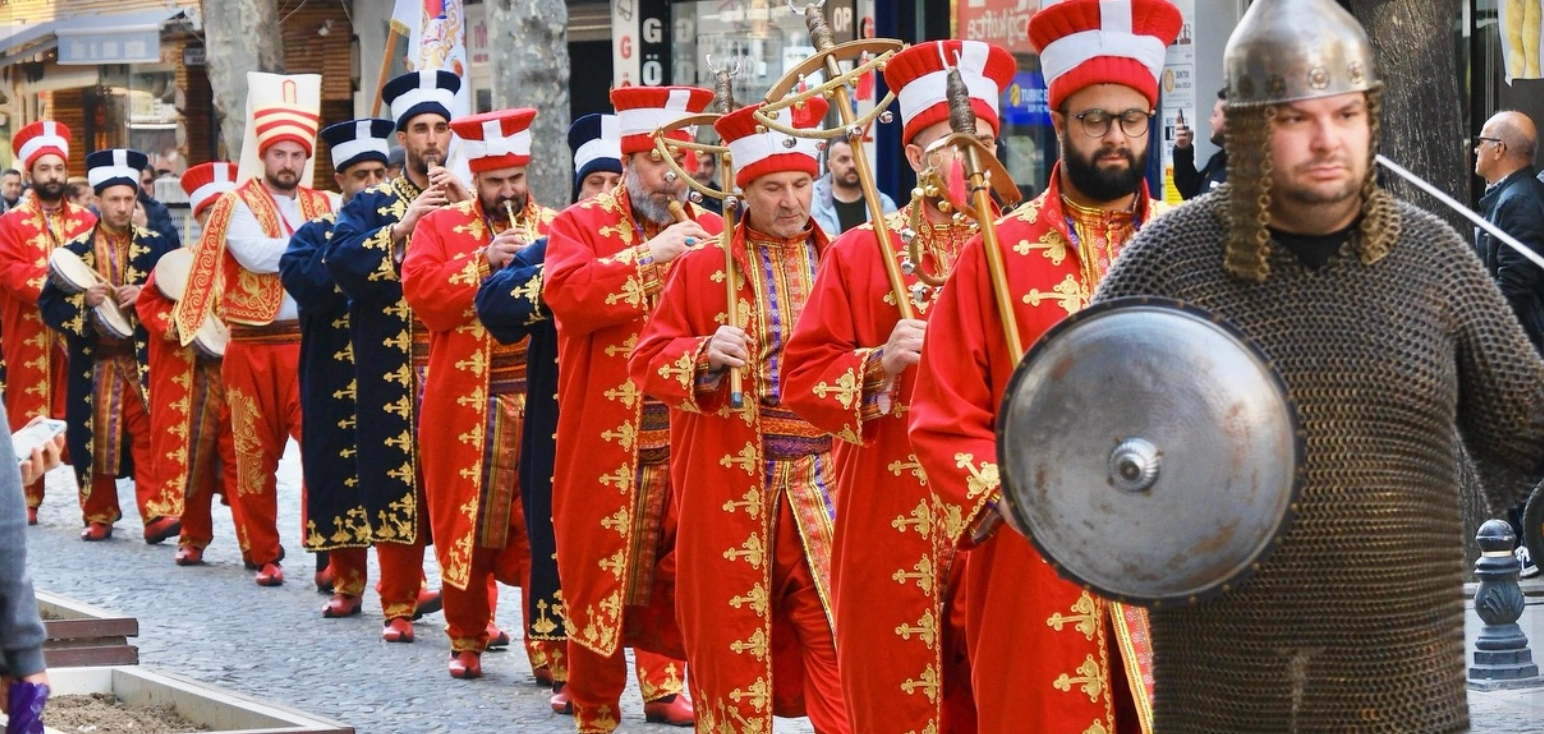 Kırklareli’de Kadir Gecesi Maneviyatı Mehterli Kutlama