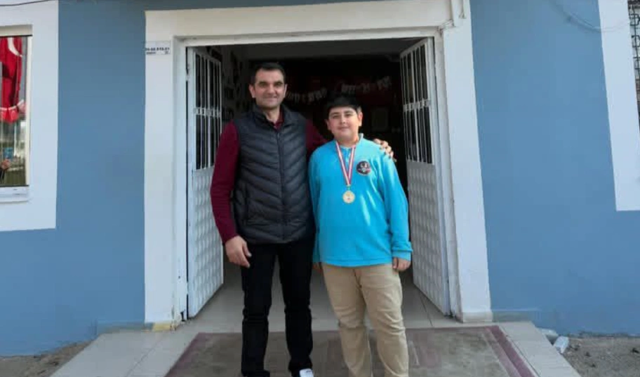 Babaeski’de Satranç Tahtasının Hakimi Berat Efe Oldu