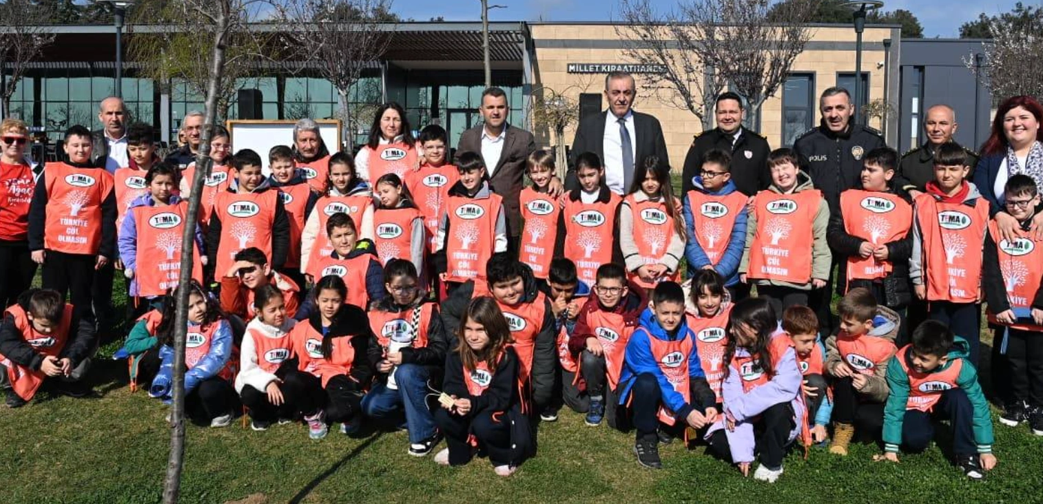 Süleymanpaşa’da Geleceğe Nefes: Gençlerle Fidan Dikimi