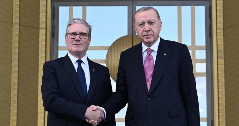 Erdoğan ve Starmer Arasında Kritik Telefon Trafiği