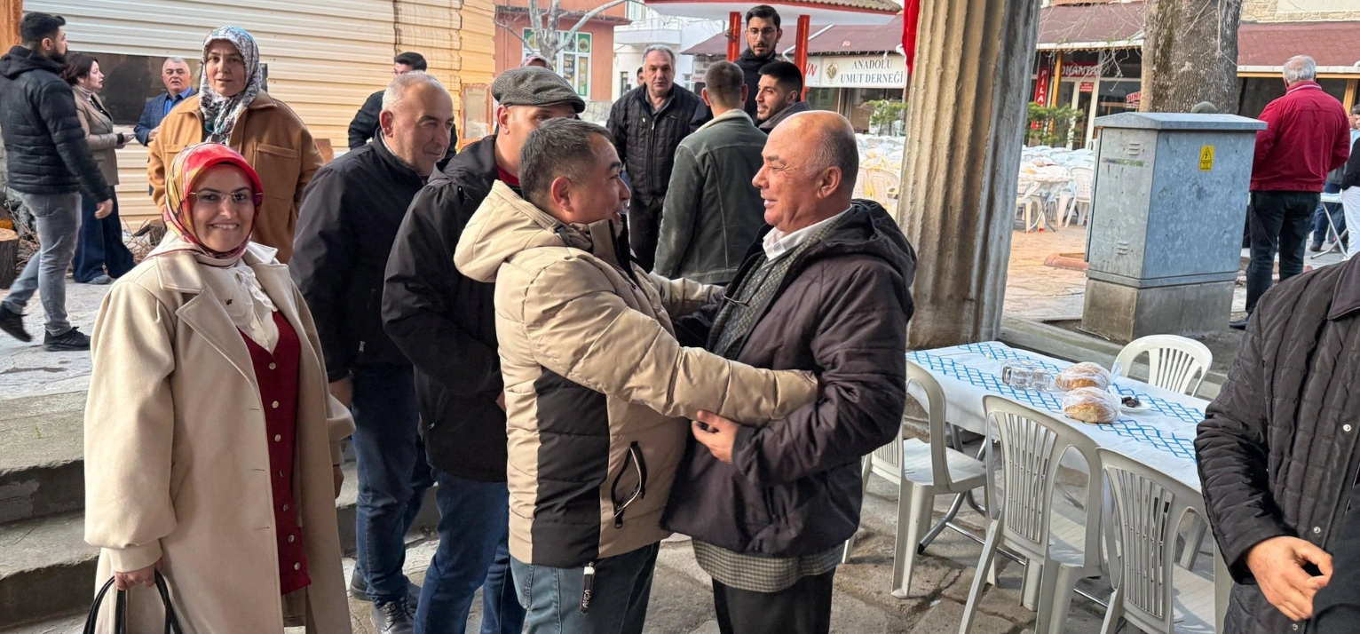 Çardak’ta Binlerce Kişi Aynı İftar Sofrasında Buluştu