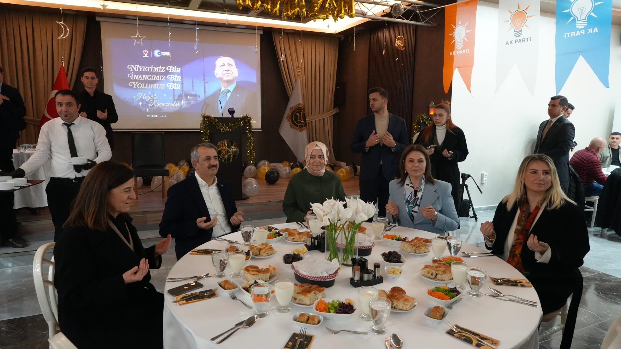 Edirne’de Gönül Köprüsü Çocuklarla İftar Buluşması