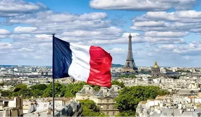 Fransa’da Türk Babaya Oturum Şoku: Mahkemeden Ret