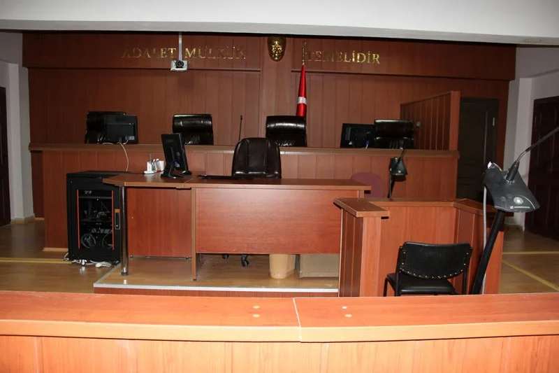 İBB Davasında Silivri’de Hareketli Gün Duruşma Ertelendi