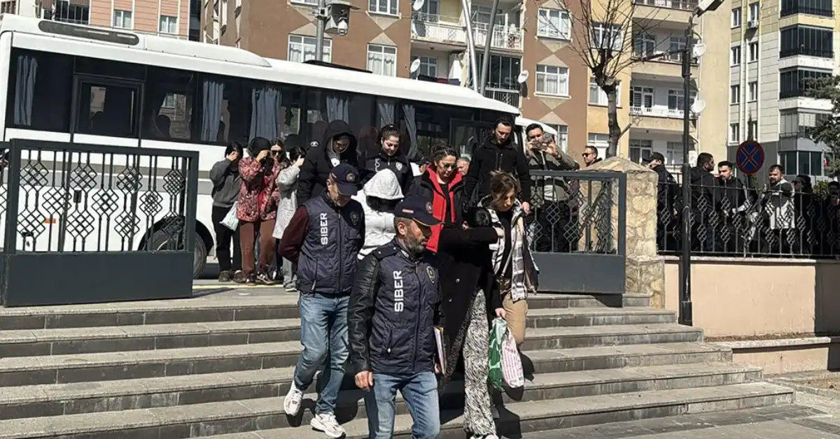 2,4 Milyar Liralık Dev Vurgun: 12 İlde Büyük Operasyon!