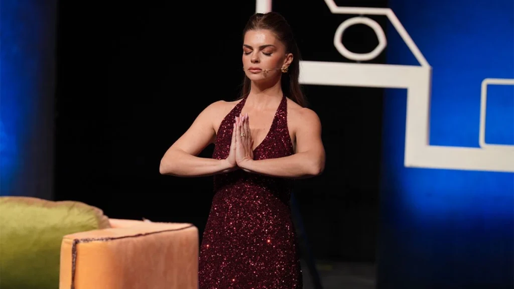 Kaç Para Bi Fön tiyatro oyunu biletleri, Tekirdağ turne takvimi ve kampanya detayları. Pelin Karahan ve Tuna Kırlı ile kahkaha dolu bir ilişki analizi.