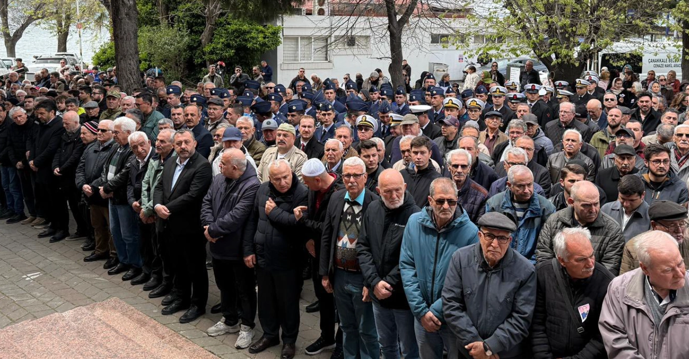 Çanakkale’de İki Değerli İsim Defnedildi