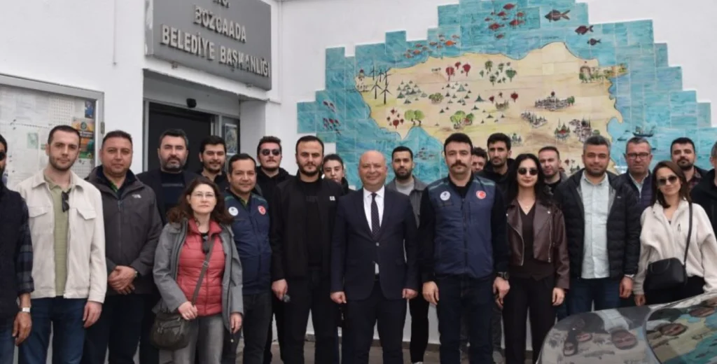 Bozcaada Belediyesi altyapıda dev adımlar atıyor. İller Bankası teknik heyeti ile içme suyu, arıtma ve katı atık projeleri yerinde incelendi.