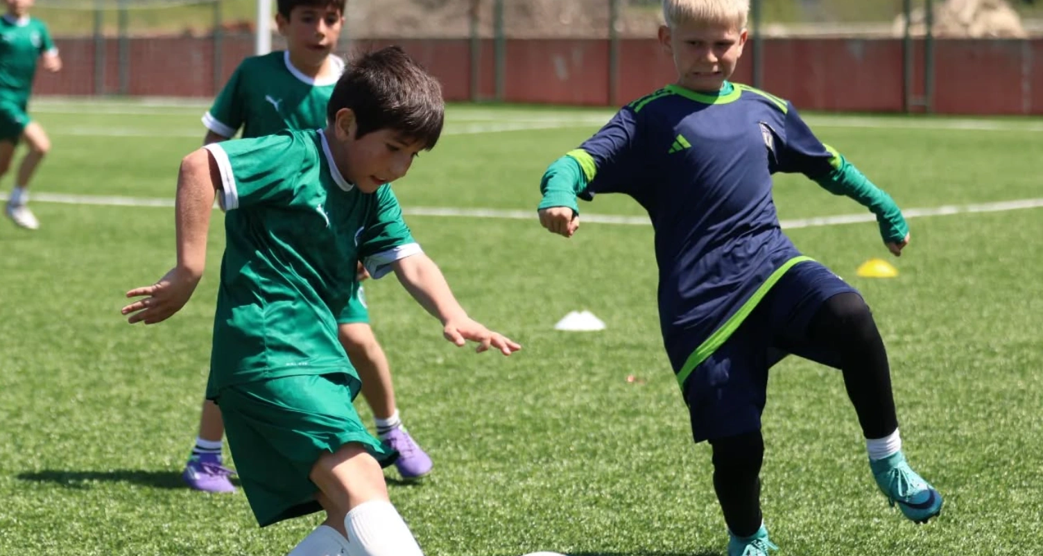 Çerkezköy’de Miniklerin Yeşil Saha Gururu