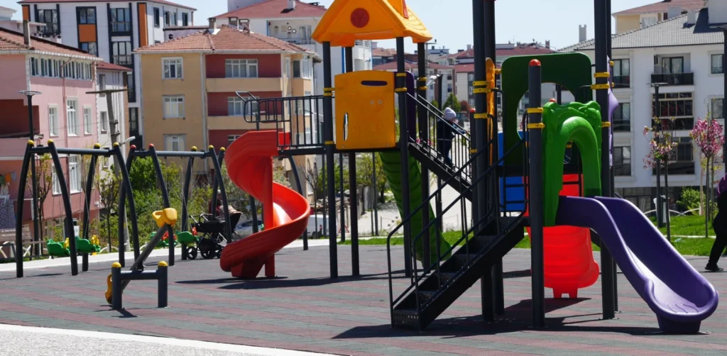 Çorlu Belediyesi tarafından inşa edilen Ferdi Zeyrek Parkı açılış için gün sayıyor. Başkan Ahmet Sarıkurt, son hazırlıkları yerinde denetledi. Çorlu Haberler