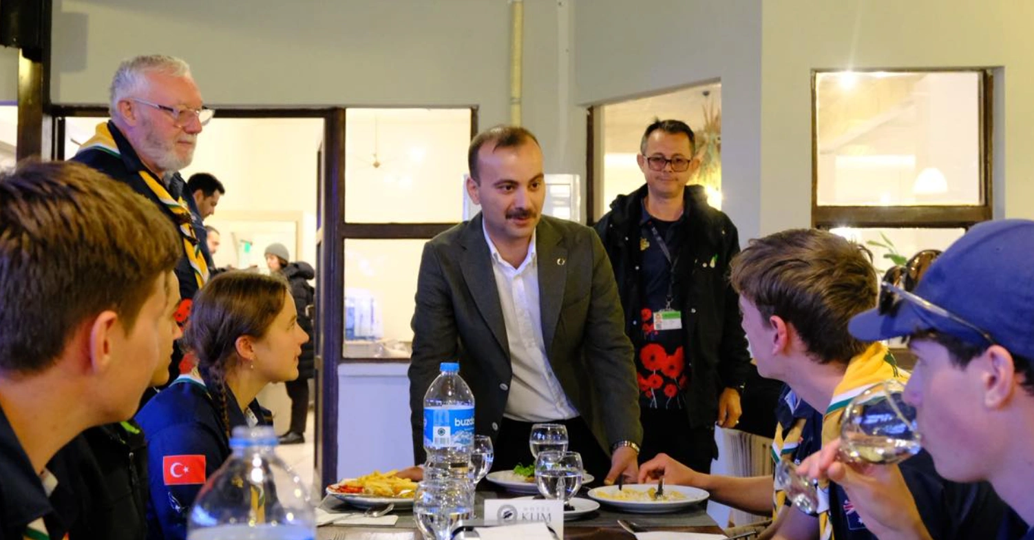 Anzakların İzinde: Avustralyalı İzciler Eceabat’ta