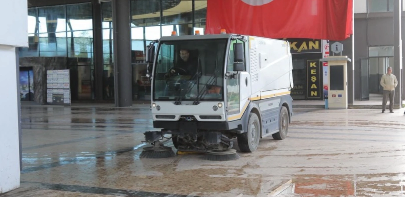 Edirne Otogarı’nda Kapsamlı Hijyen Seferberliği