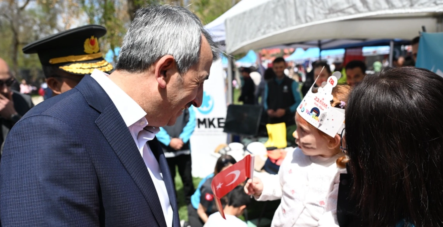 Edirne Millet Bahçesi’nde 23 Nisan Şöleni