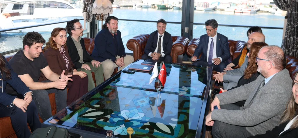 Gelibolu Belediyesi, AB destekli "Galipoli'den Ekopoli'ye" projesi için imzaları attı. 37,5 milyon TL hibeli dev çevre projesi hakkında tüm detaylar burada.