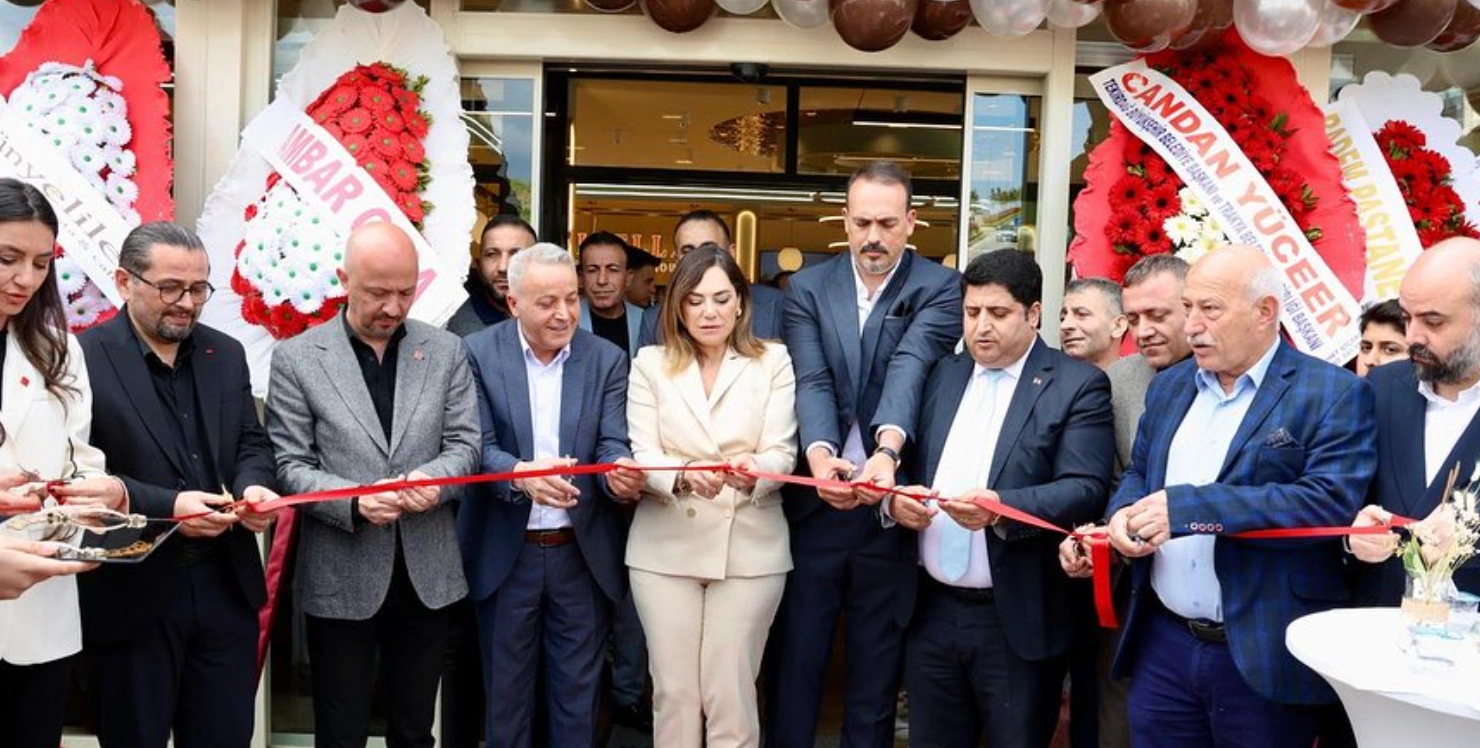 Muratlı’da Yeni Yatırım: Gizella Coffee Açıldı