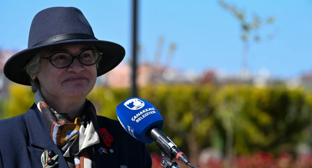 Çanakkale Belediyesi, Prof. Dr. Halet Çambel Sağlıklı Yaşam Parkı’nda fidanları toprakla buluşturdu. Avustralya Büyükelçiliği iş birliğiyle düzenlenen ağaçlandırma projesinin detayları haberimizde.