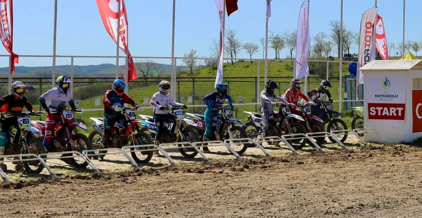 Hayrabolu’da Motokros Heyecanı