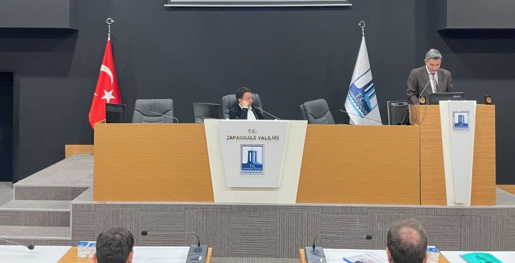 Çanakkale İl Koordinasyon Kurulu 2026 yılı 2. toplantısı gerçekleşti. Vali Yardımcısı Ömer Şahin başkanlığındaki toplantıda Çanakkale'deki dev projeler ve kurumlar arası eşgüdüm değerlendirildi.
