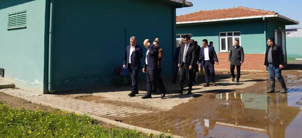 Kocabaş Çayı'nın taşmasıyla Çan Belediyesi Arıtma Tesisi'nde sel felaketi yaşandı. Kaymakam Nebioğlu ve Başkan Arslan afet bölgesinde incelemelerde bulundu.